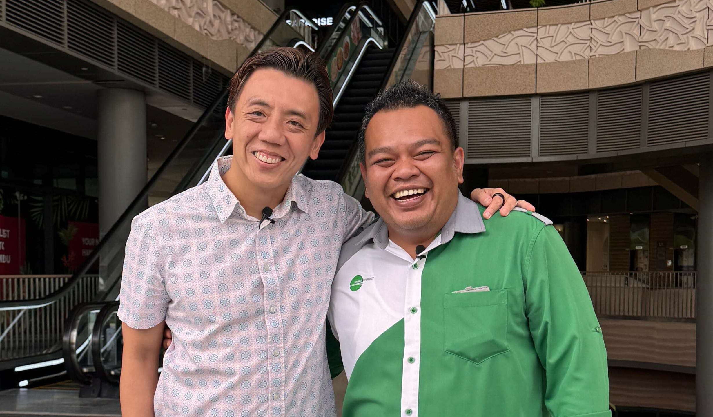 Photo of Min Siow and Bus Captain Hasri